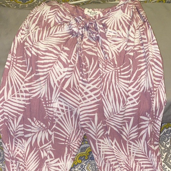 Two piece set - Picture 4 of 5